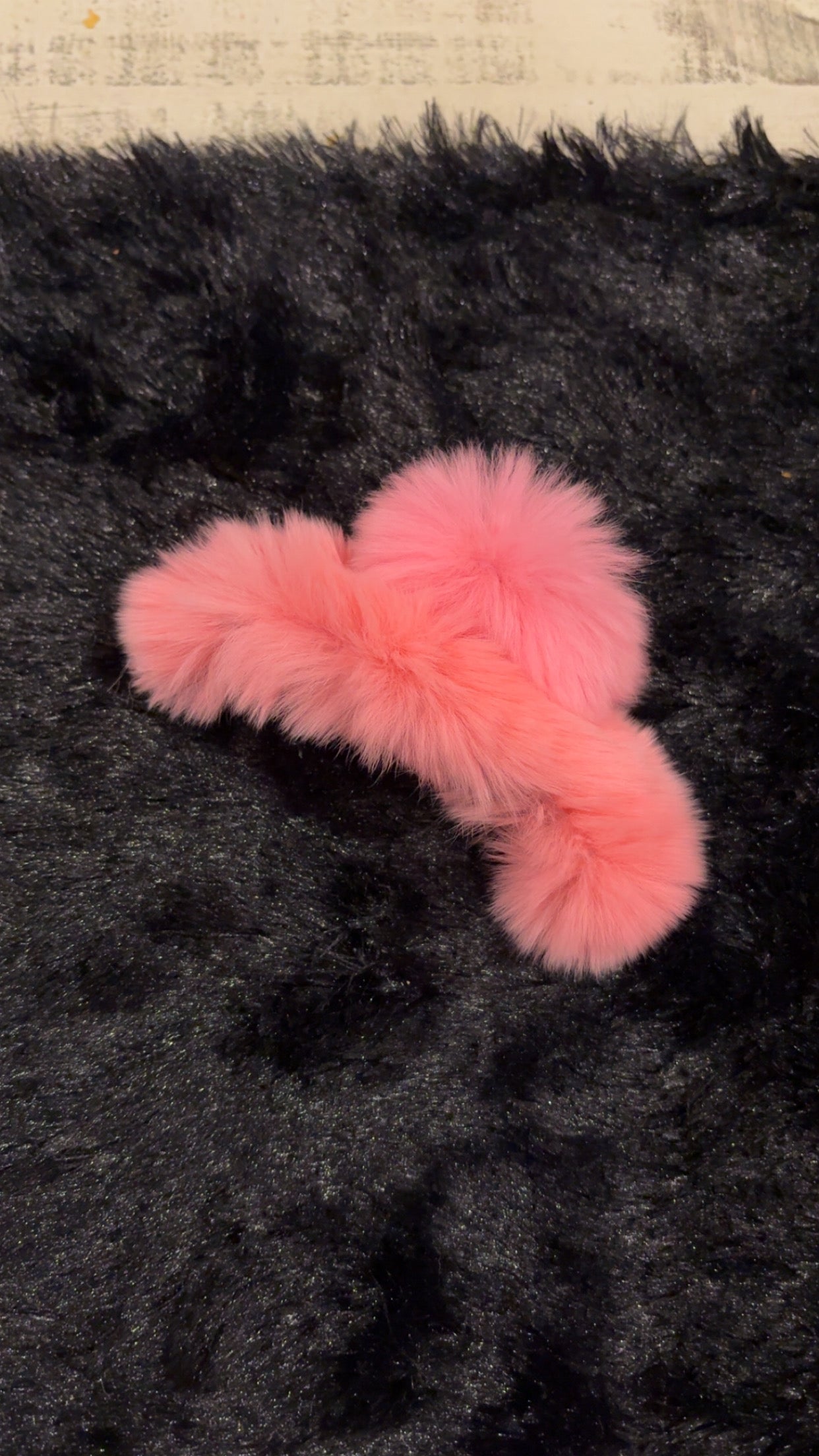 Fur Claw clip
