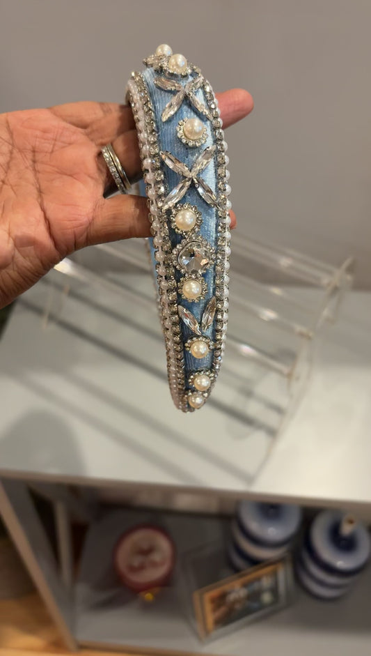 Blue Diamonds & Pearls